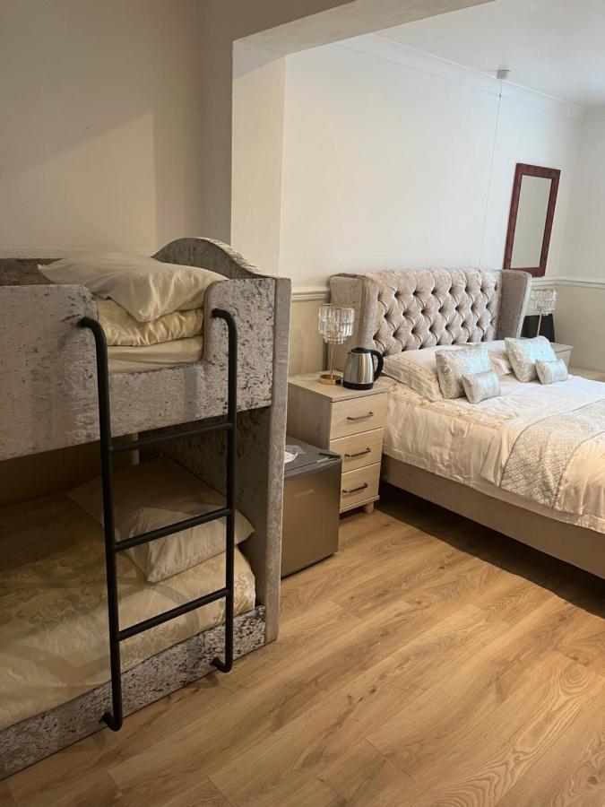 Jasmine House Bed and Breakfast New Quay Exteriör bild