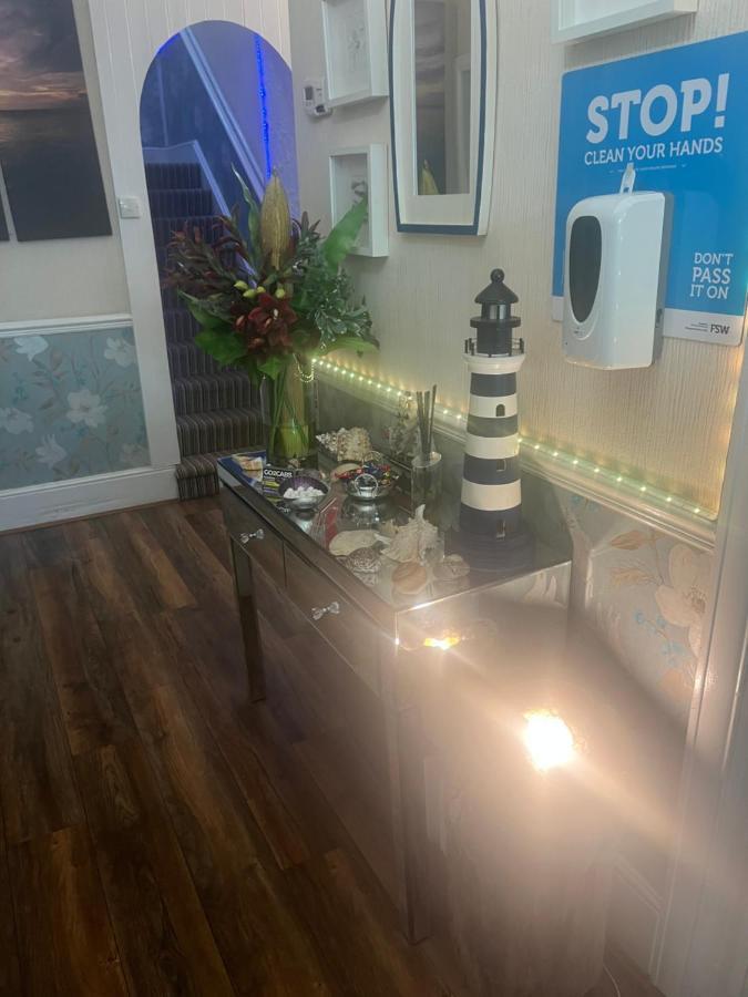 Jasmine House Bed and Breakfast New Quay Exteriör bild